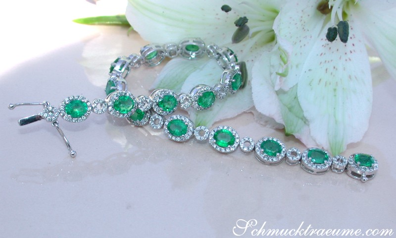 Smaragd-Armband mit Brillanten in Weißgold 750