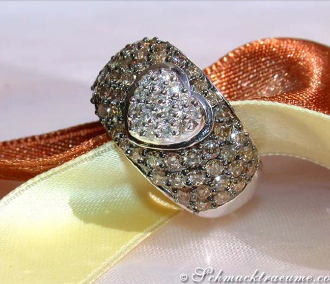Feiner Herz Ring mit naturbraunen Diamanten - Image 1 Feiner Herz Ring mit naturbraunen Diamanten - Image 1