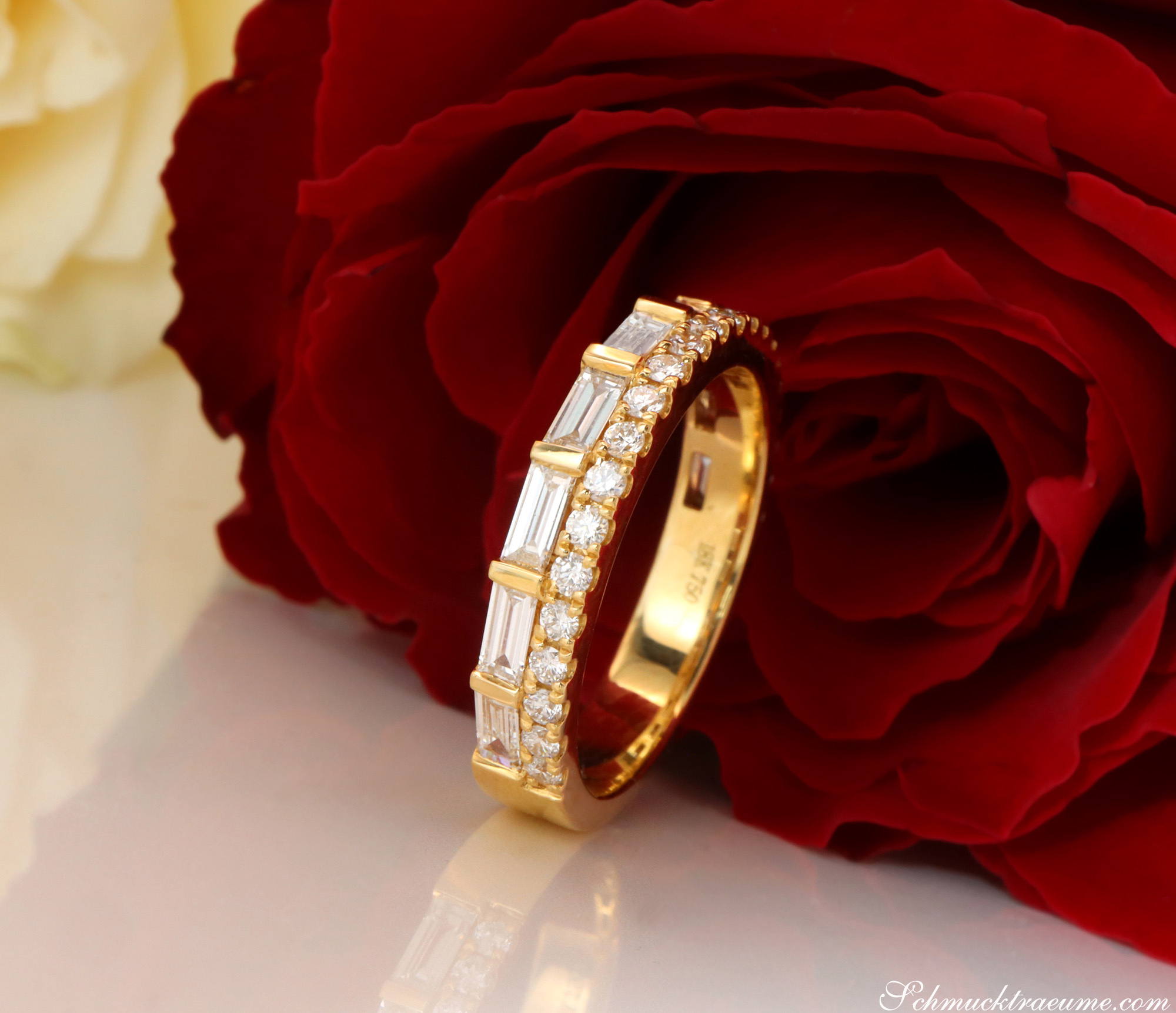 Bildschöner Brillanten Band Ring mit Baguette Diamanten - Image 3