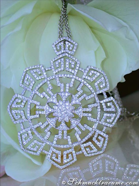 Schweres Brillanten-Collier mit 625 Brillanten (4,11 ct.) in Weißgold 750