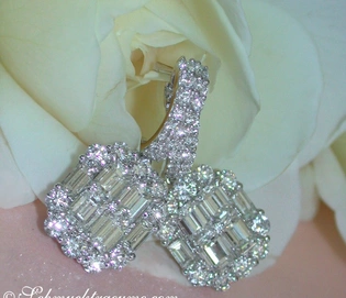 Exquisite Brillant Ohrstecker mit 4.350 Karat TW+ IF/VVS Diamanten in Weißgold 750